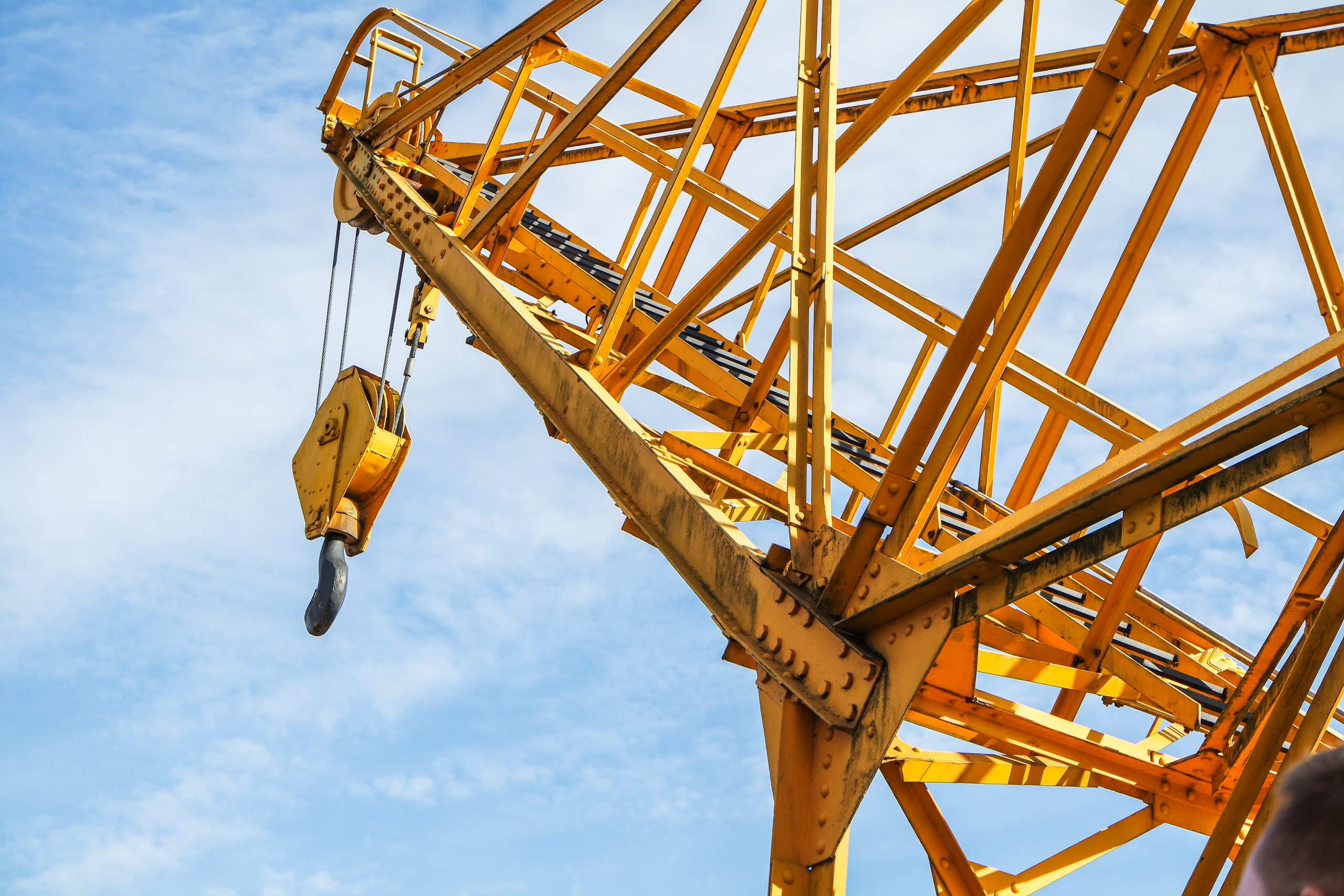 Machinery & Heavy Equipment