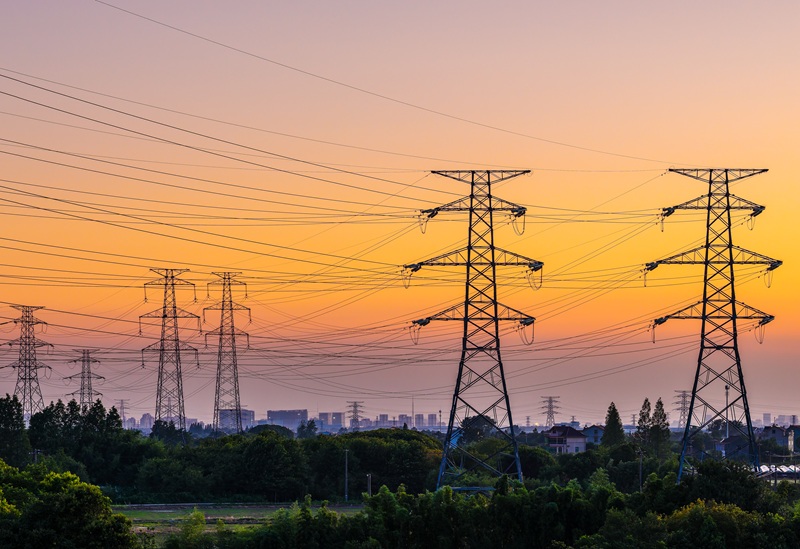 Predictive ageing of high-voltage transmission lines